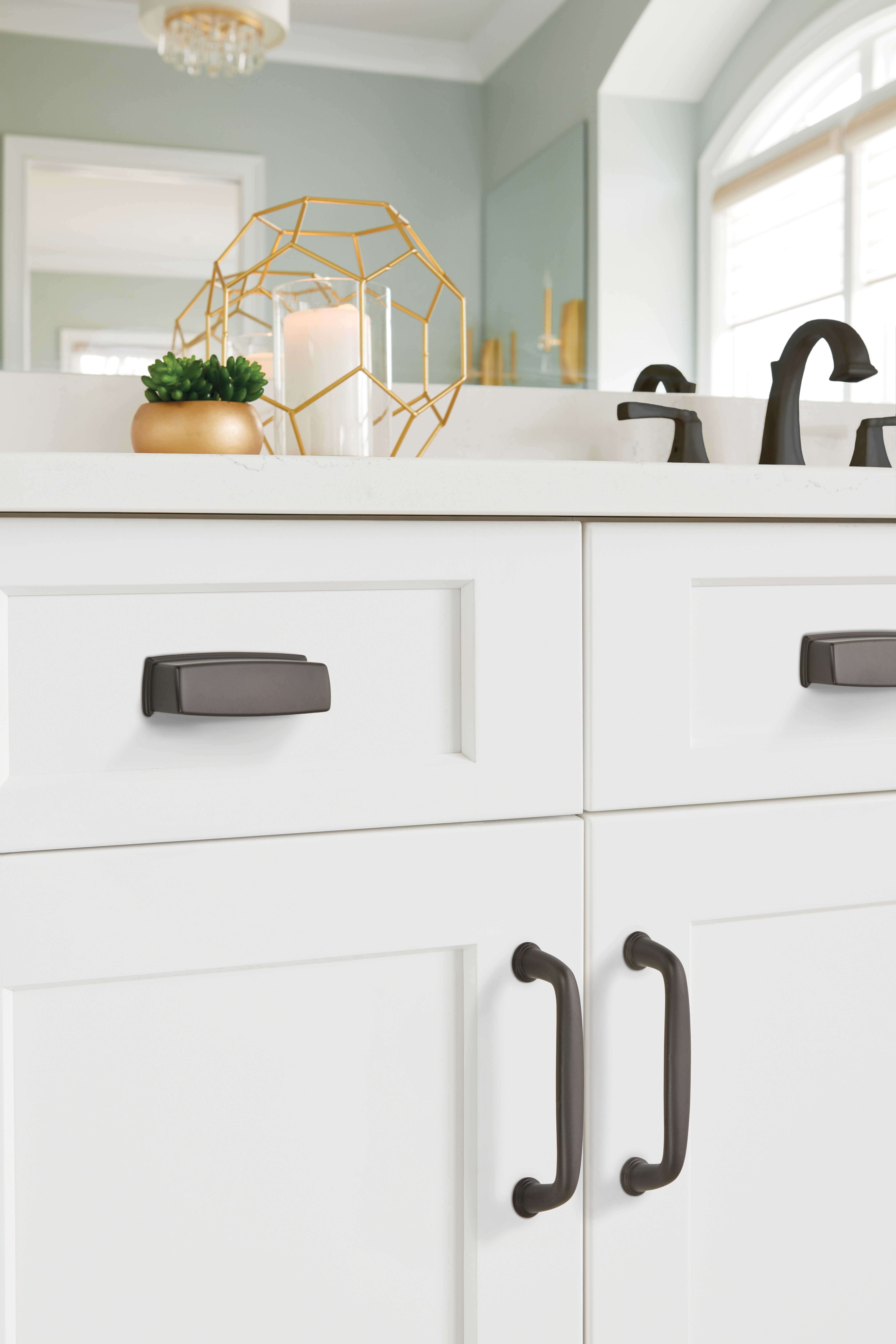 Amerock Lifestyle Black-Bronze_Cup-Pull_Amerock_Cabinet-Hardware_Kane_BP53801BBR_Lifestyle_Bathroom_19-1