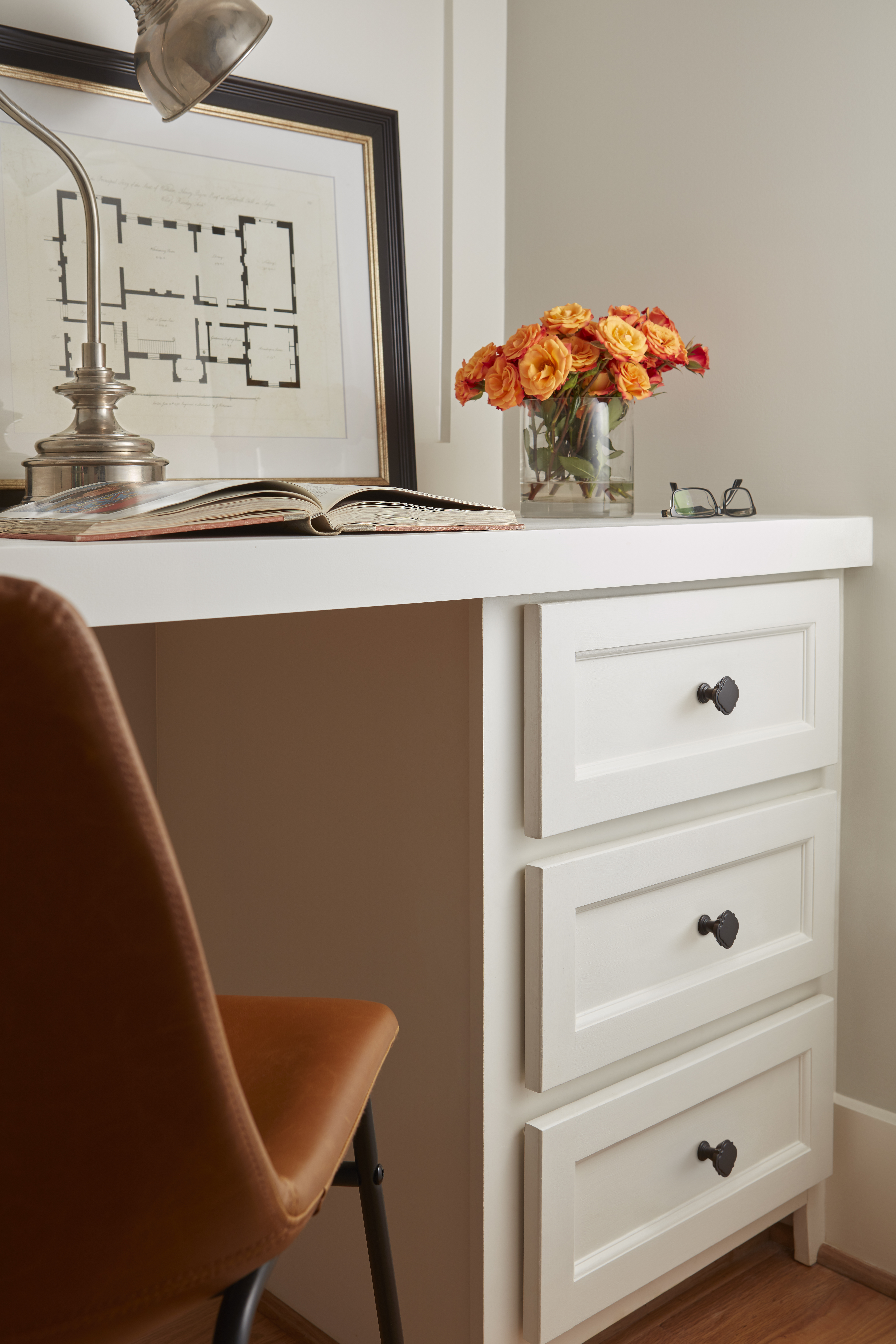 Amerock Lifestyle Black-Bronze_Knobs_Amerock_Cabinet-Hardware_Grace-Revitalize_BP36628BBR_Desk_20