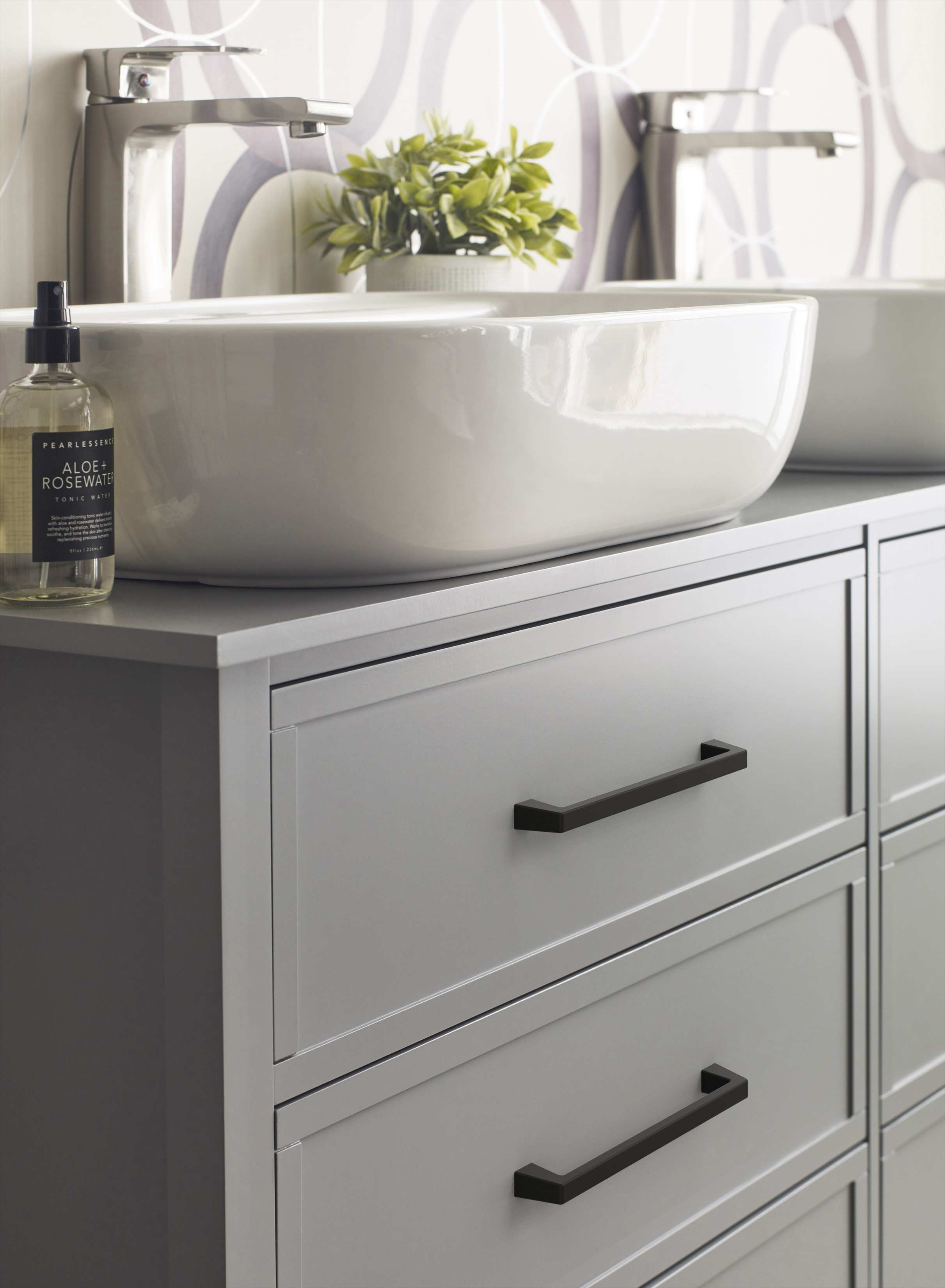 Amerock Lifestyle Black-Bronze_Pull_Amerock_Cabinet-Hardware_Blackrock_BP55282BBR_Bath_23