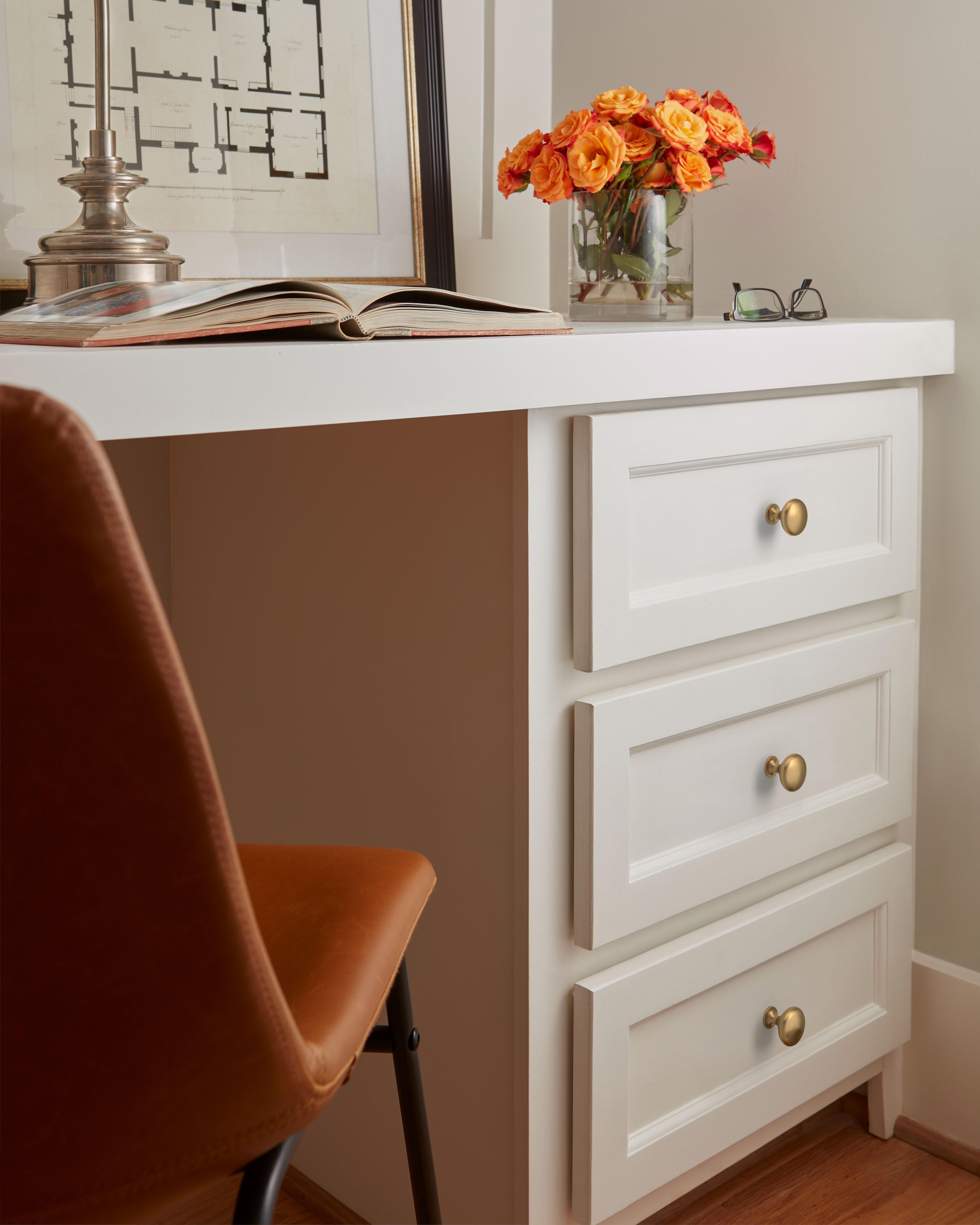Amerock Lifestyle Champagne-Bronze_Knob_Amerock_Cabinet-Hardware_Edona_BP53005CZ_Home-Office_20