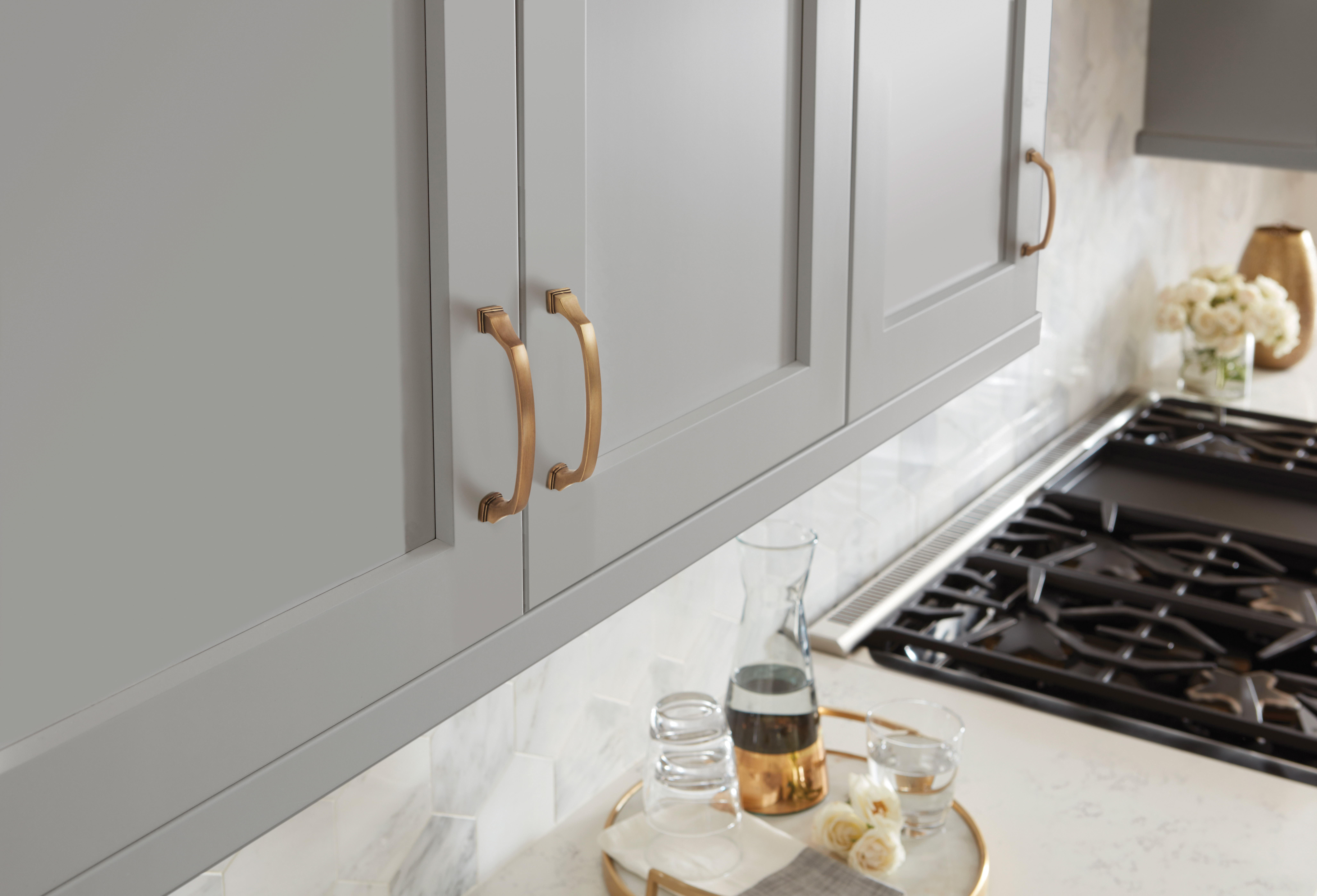 Amerock Lifestyle Gilded-Bronze_Pull_Amerock_Cabinet-Hardware_Revitalize_BP55346GB_Lifestyle_Kitchen_19-2