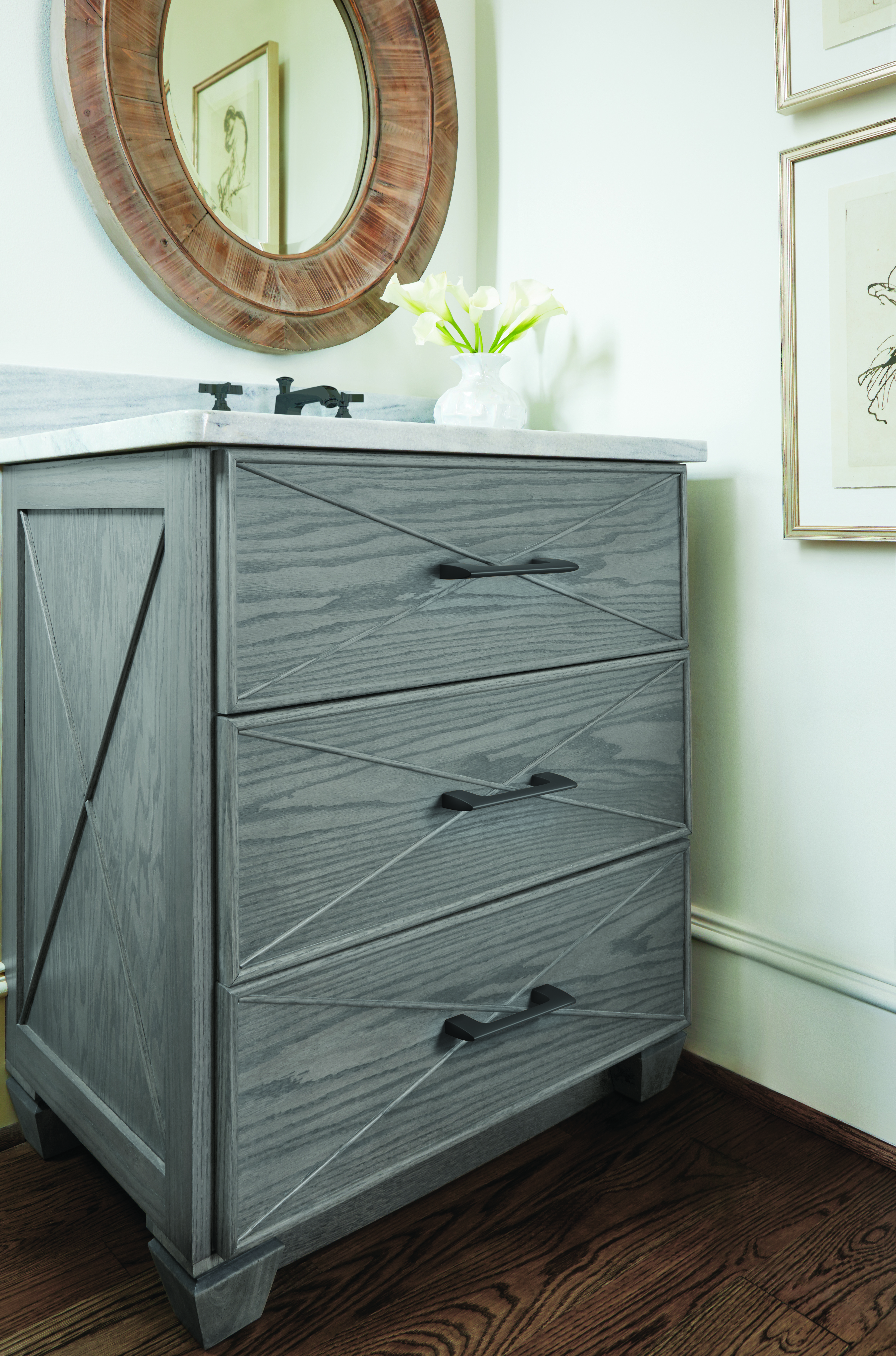 Amerock Lifestyle Matte-Black_Pull_Amerock_Cabinet-Hardware_Riva_BP55365MB_Lifestyle_19-2