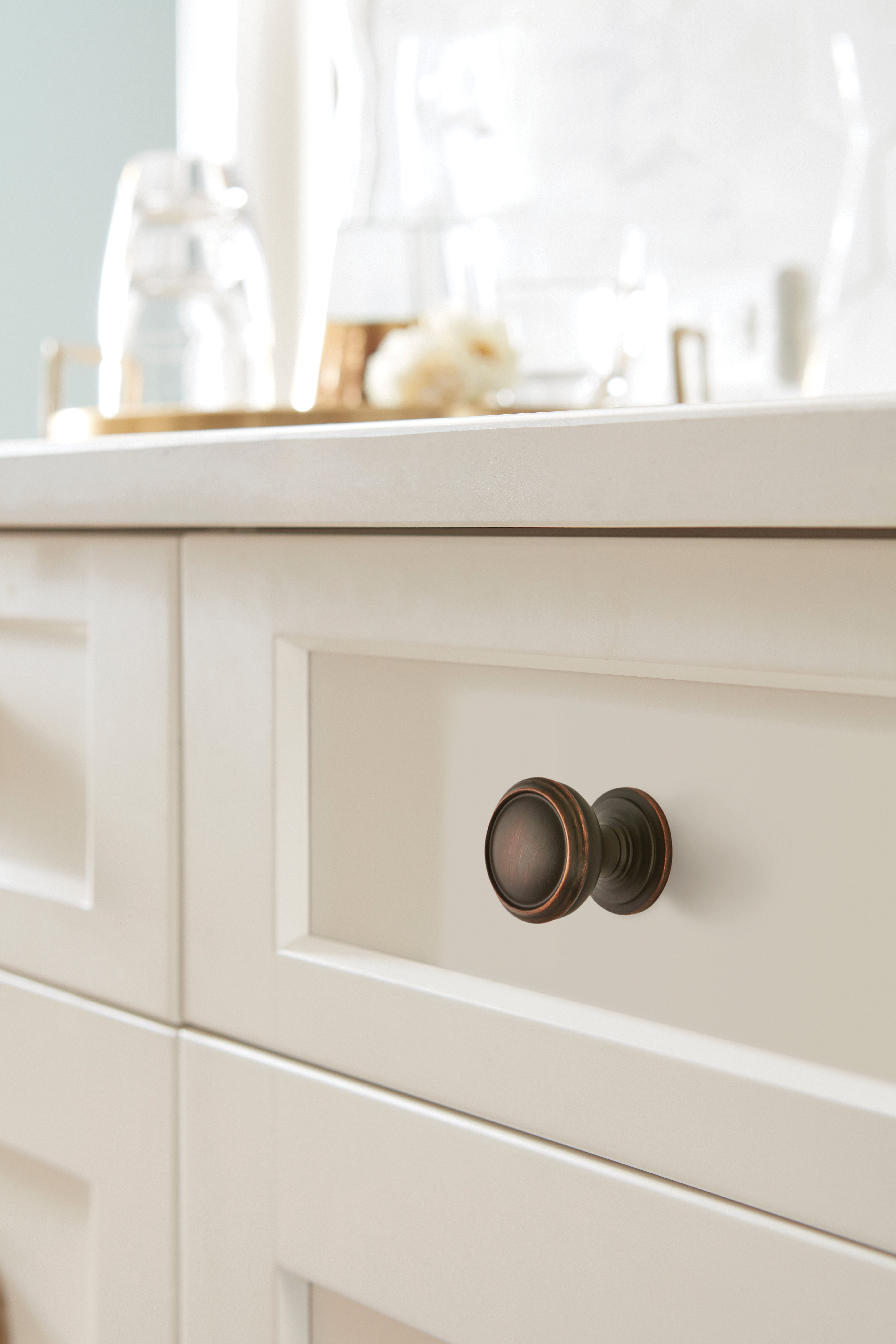 Amerock Lifestyle Oil-Rubbed-Bronze_Knob_Amerock_Cabinet-Hardware_Revitalize_BP55342ORB_Lifestyle_Kitchen_19-1