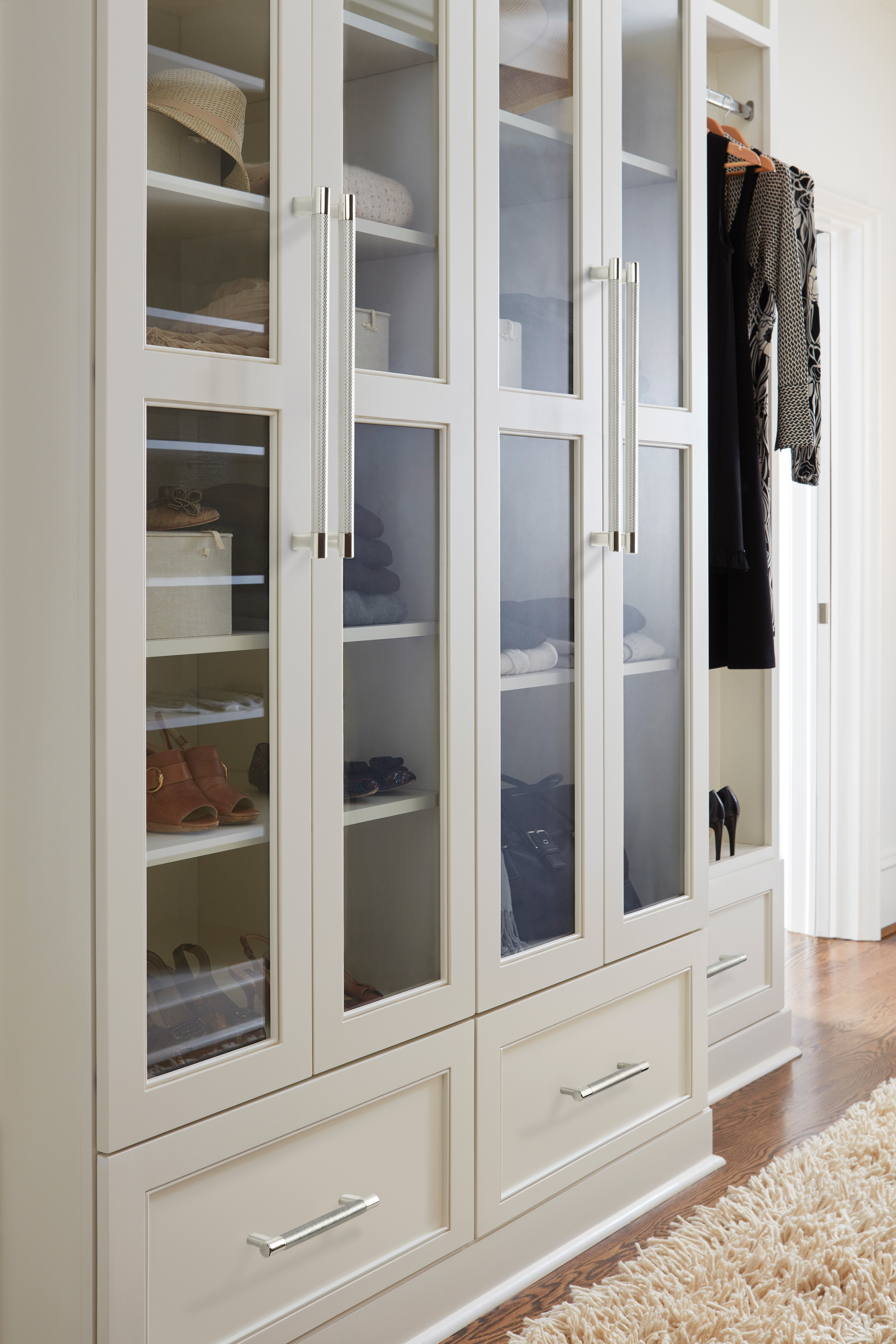 Amerock Lifestyle Polished-Nickel-and-Stainless-Steel_Pulls_Amerock_Cabinet-Hardware_Esquire_BP36559PNSS_BP36561PNSS_Lifestyle_Closet_19