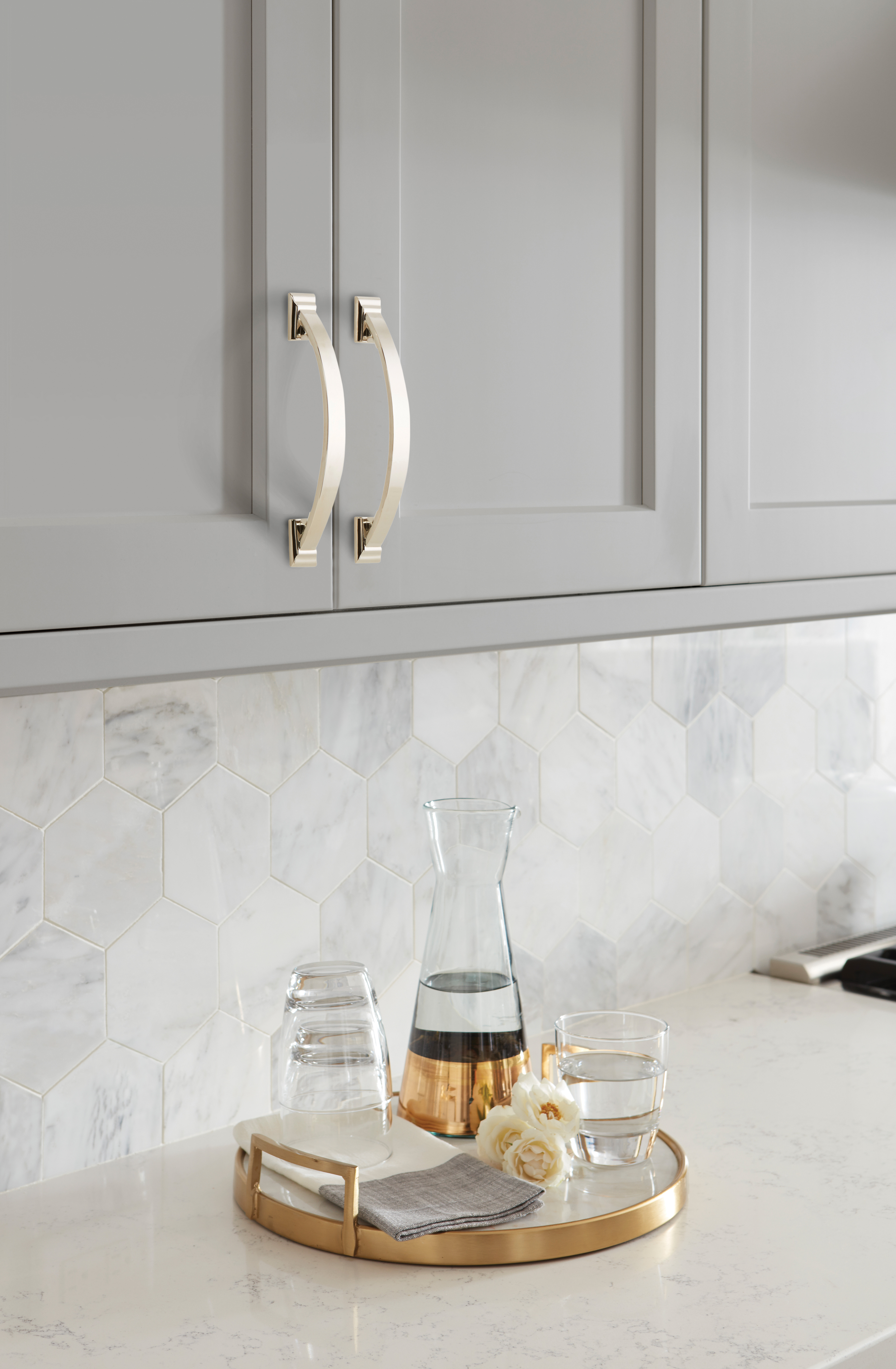 Amerock Lifestyle Polished-Nickel_Pull_Amerock_Cabinet-Hardware_Candler_BP29355PN_Lifestyle_Kitchen_19-2