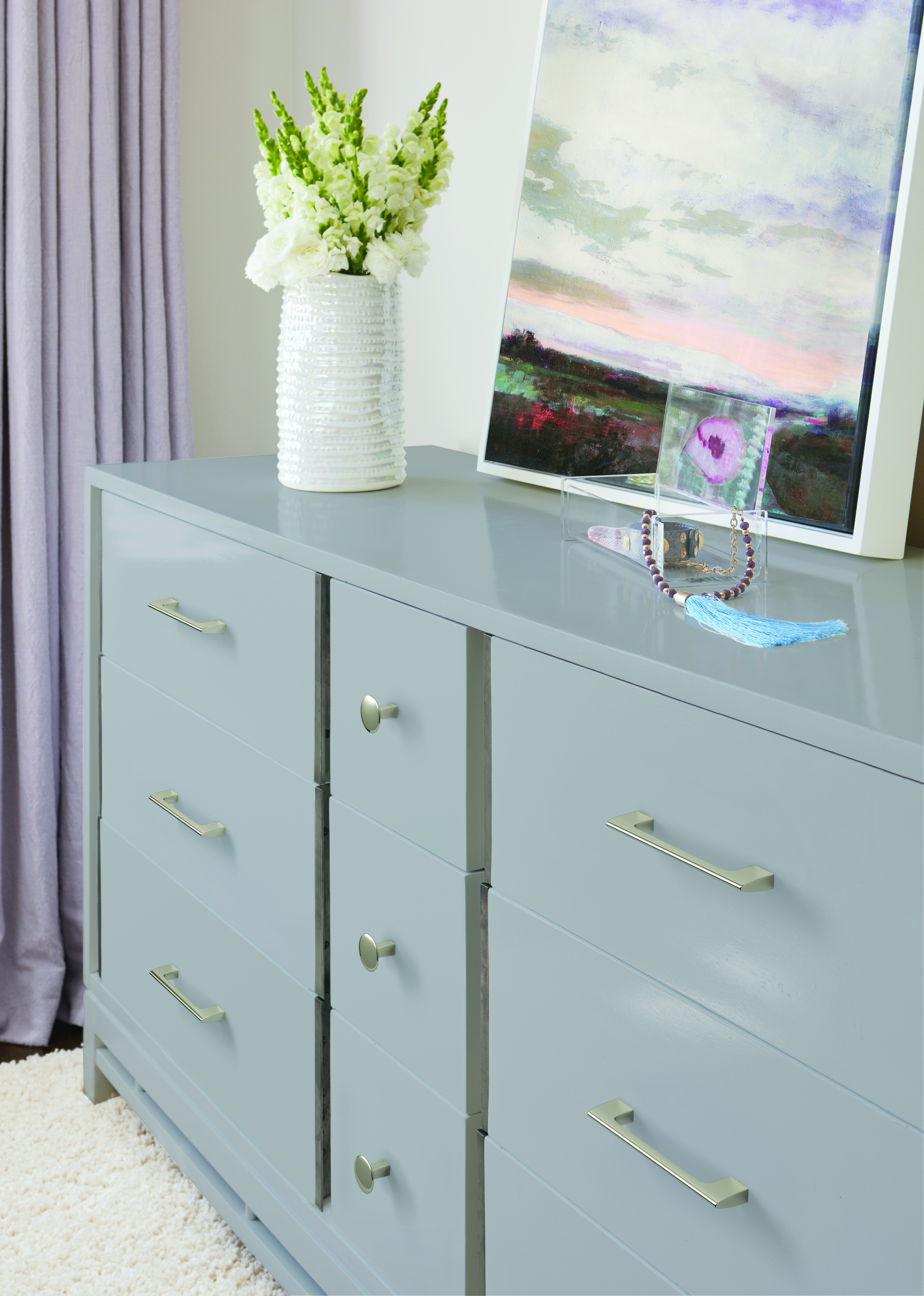 Amerock Lifestyle Polished-Nickel_Pull_Amerock_Cabinet-Hardware_Riva_BP55367PN_Lifestyle_19-2