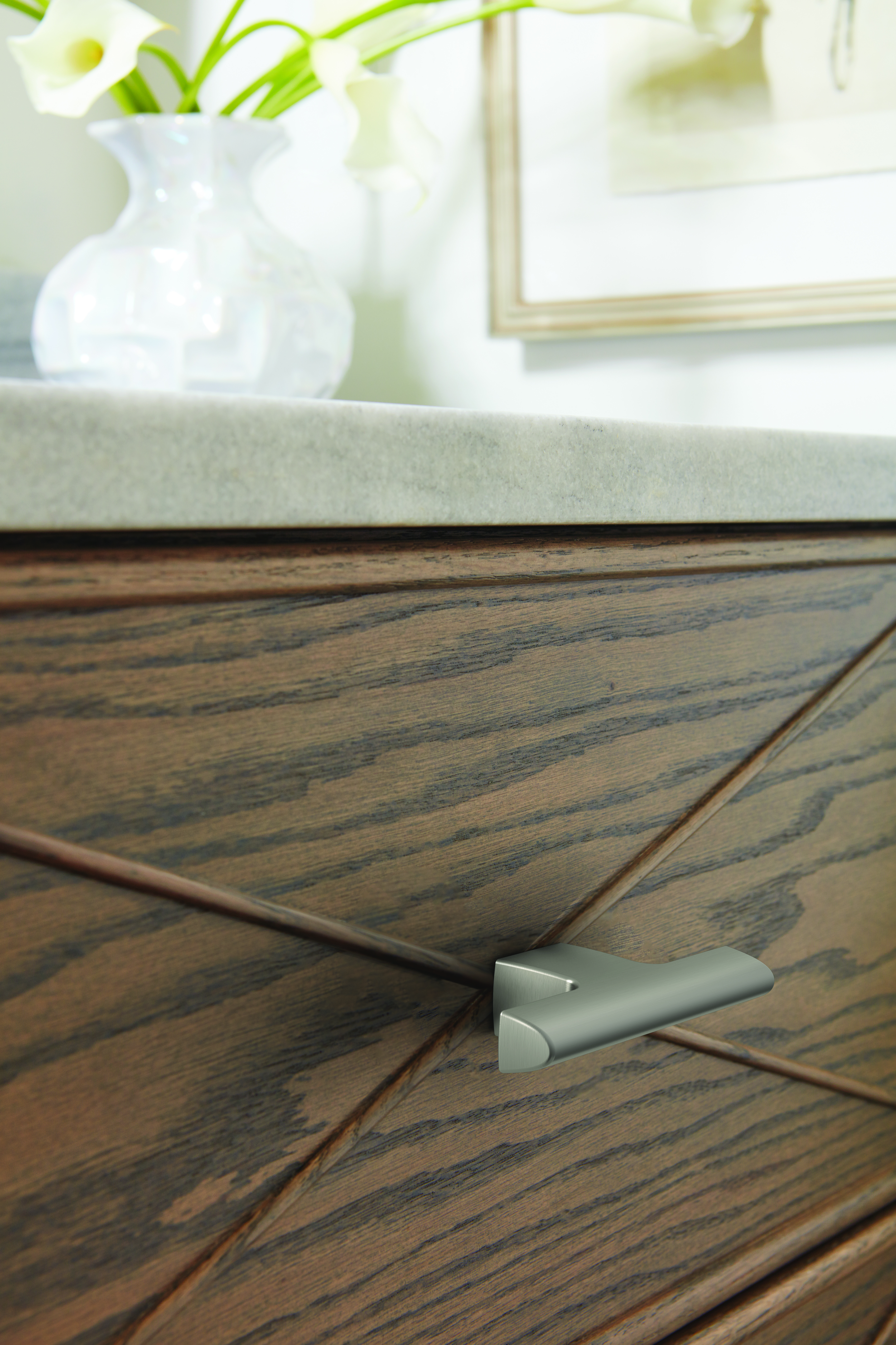 Amerock Lifestyle Satin-Nickel_Knob_Amerock_Cabinet-Hardware_Riva_BP55361G10_Lifestyle_19-1