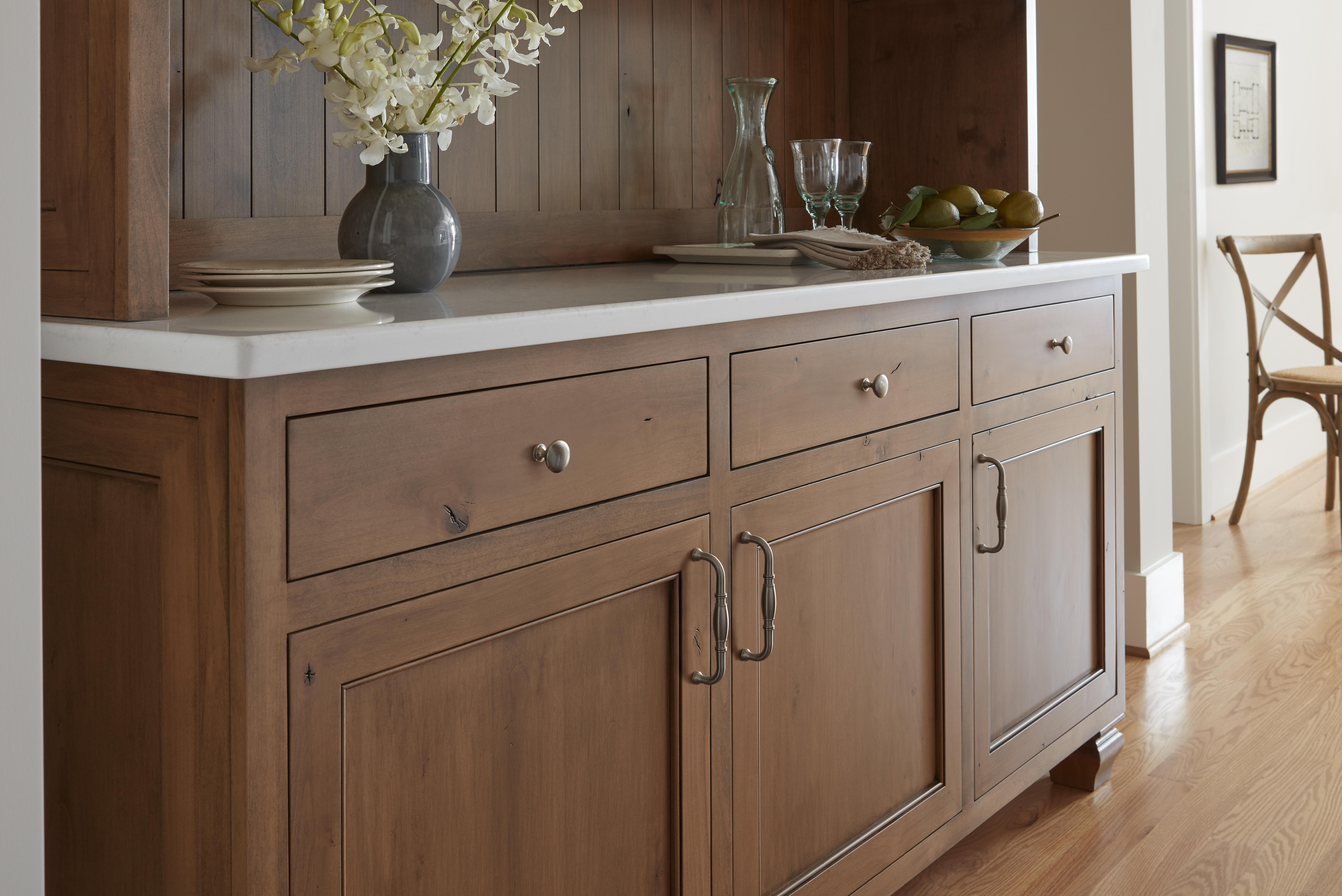 Amerock Lifestyle Satin-Nickel_Knobs_Allison-by-Amerock_Cabinet-Hardware_Edona_BP53005G10_Hutch_20_2