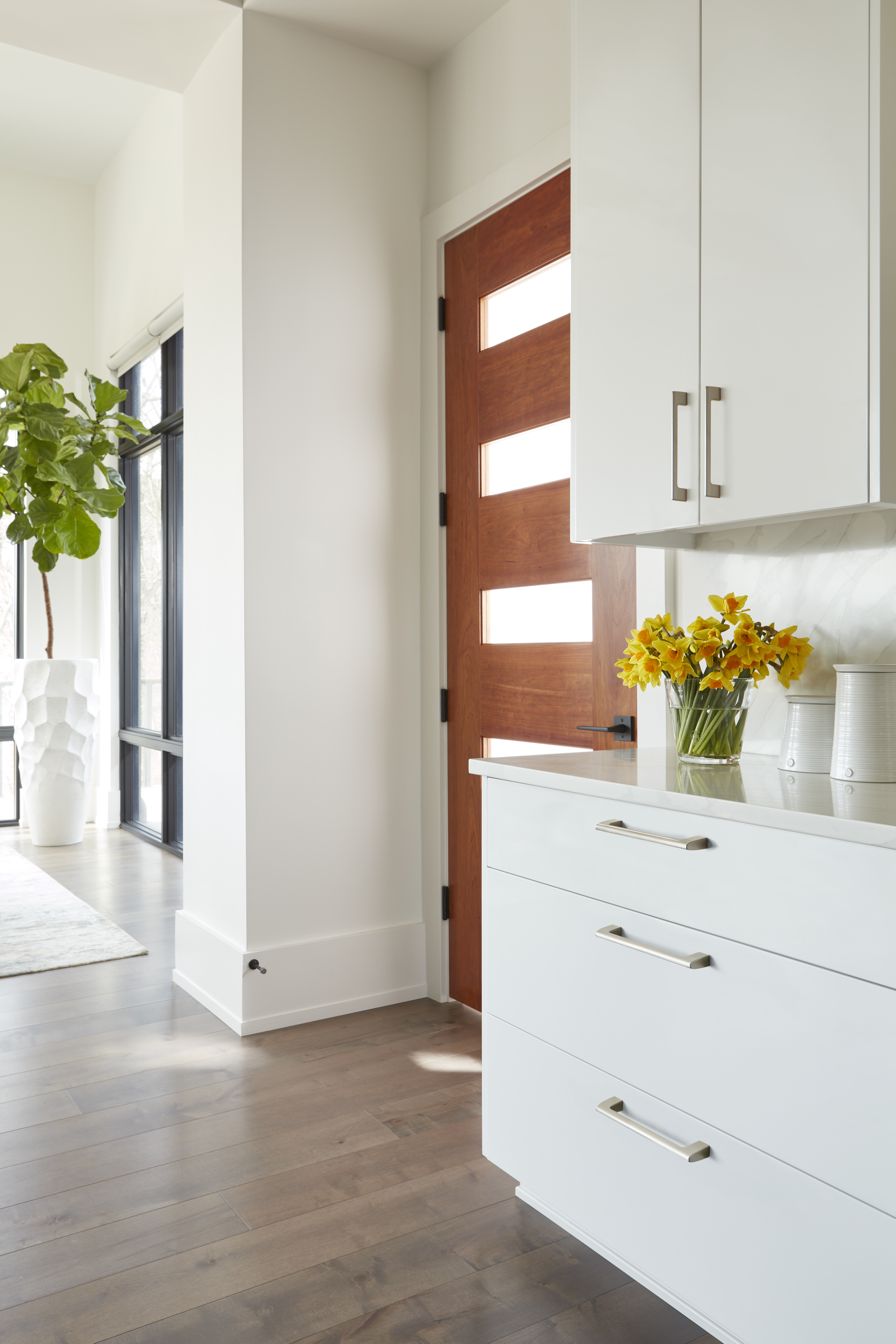 Amerock Lifestyle Satin-Nickel_Pulls_Allison-by-Amerock_Cabinet-Hardware_Riva_BP55368G10_Kitchen_20