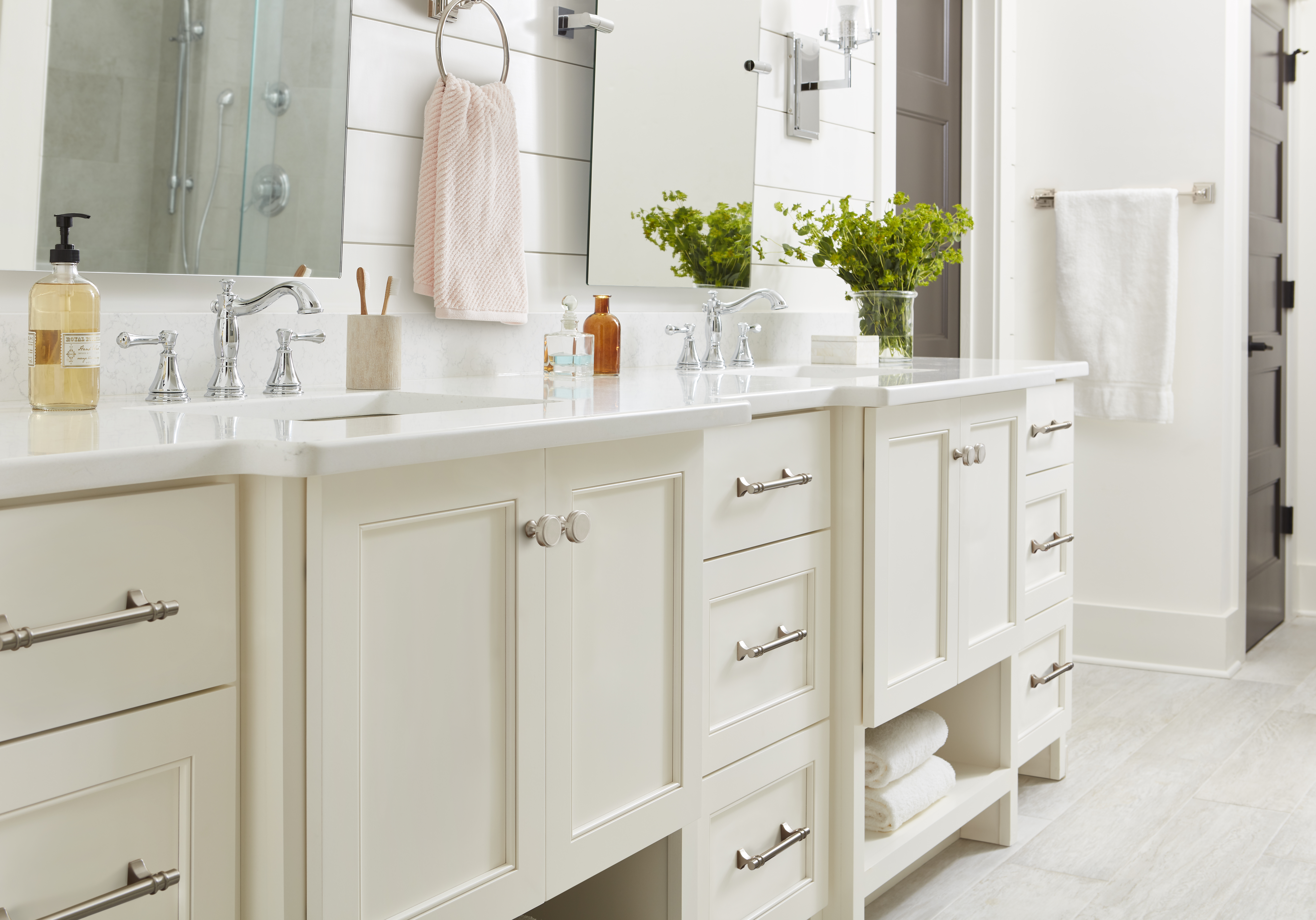 Amerock Lifestyle Satin-Nickel_Pulls_Amerock_Cabinet-Hardware_Davenport_BP36606G10_Bath_20