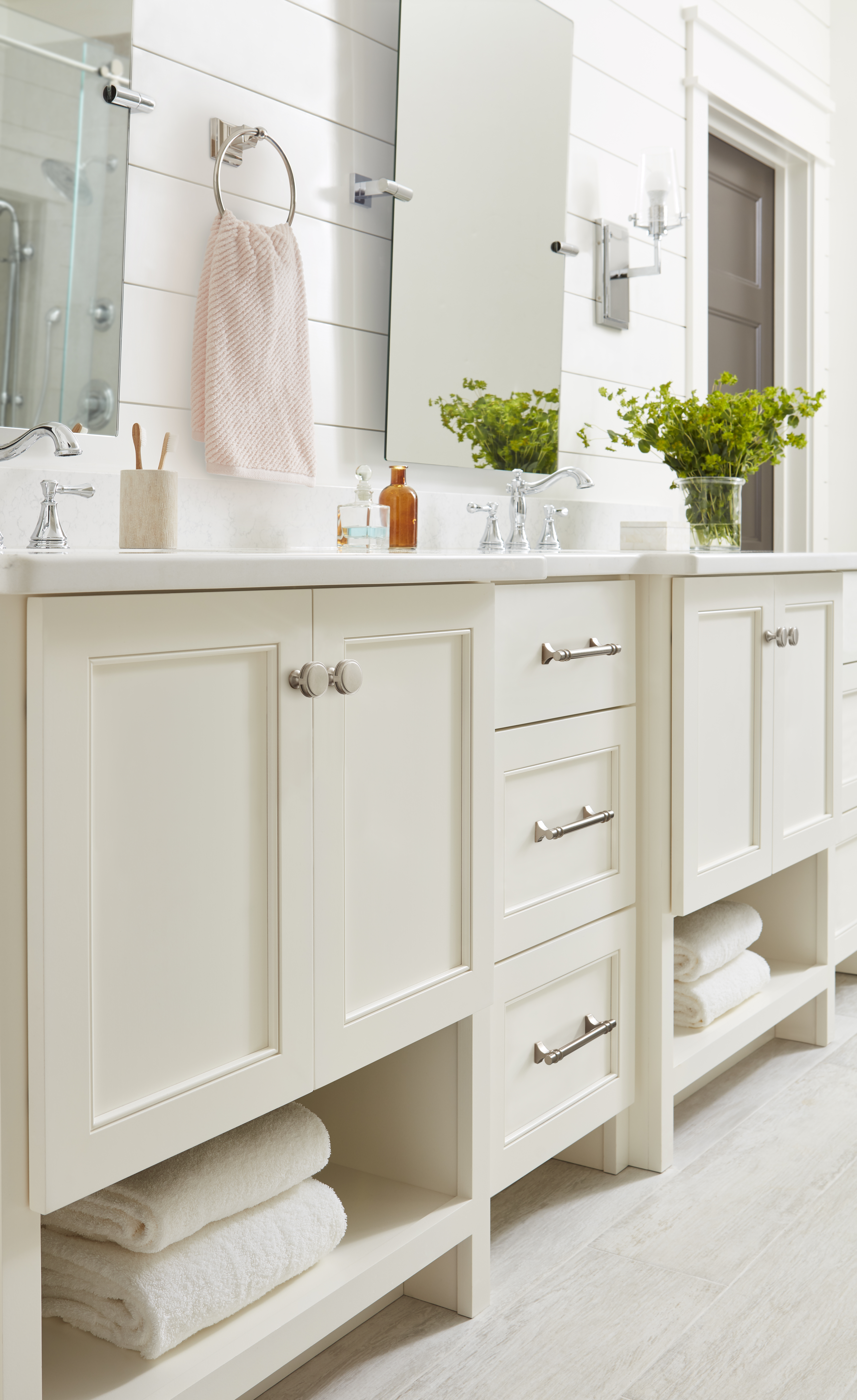 Amerock Lifestyle Satin-Nickel_Pulls_Amerock_Cabinet-Hardware_Davenport_BP36606G10_Bath_20_2